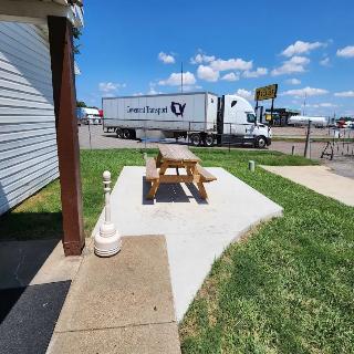 Super 8 by Wyndham West Memphis