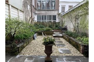 The Old Lady, Amsterdam and vicinity