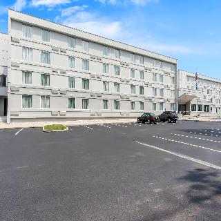 The Plaza On The Pike