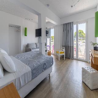 Marathon Beach Resort
