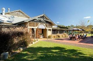 Potters Hotel & Brewery