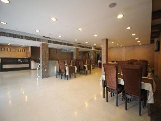 Oyo 22412 Flagship Hotel Sai Prakash