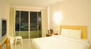 General view thumbnail 2
