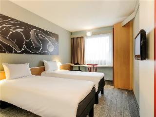 Room thumbnail 11
