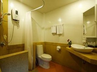 General view thumbnail 6