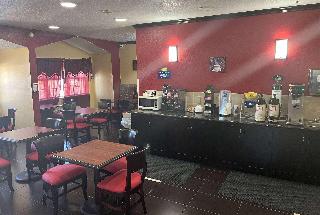 Days Inn & Suites by Wyndham Hutchinson
