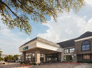 Holiday Inn Express Hotel & Suites DFW North