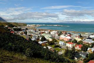Guesthouse Mikligarðu