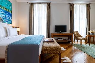 Tomtom Suites
