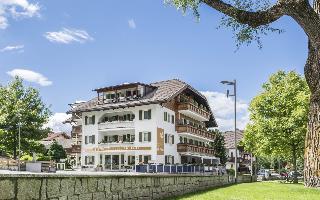 Hotel Am Park, Italian Alps
