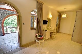 Kalem Island Oliviera Resort