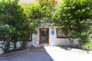 Flight + Stay at Manolita image 32