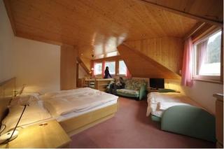 General view thumbnail 17