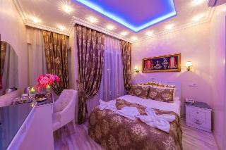 Charm Hotel