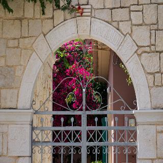 Dafnoudi Hotel Apartments