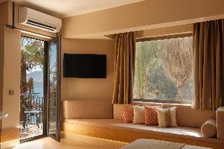 Tamara Prive Adult Only+12