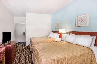 2 Double Beds Non-Smoking