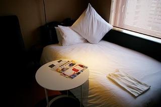 Room thumbnail 4
