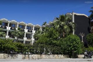 Club Herakles Hotel
