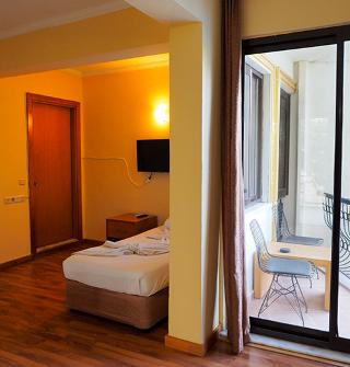 Club Herakles Hotel
