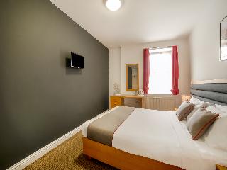 OYO London Luton, Londyn