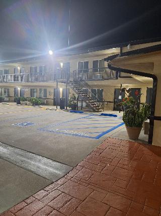 Portofino Inn - Burbank