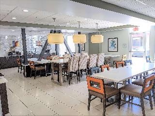 Stay at Best Western Plus Commerce Hotel