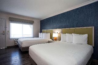 2 QUEEN BEDS,NSMK,PETFRD,FLATSC,MICRFG,CONTINENTAL BREAKFAST