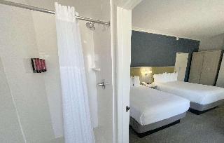 2 QUEEN BEDS,NSMK,PETFRD,FLATSC,MICRFG,CONTINENTAL BREAKFAST
