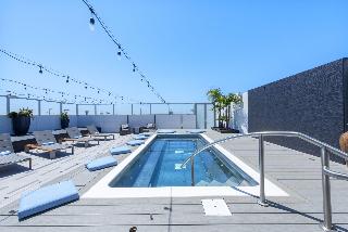 Shade Hotel
