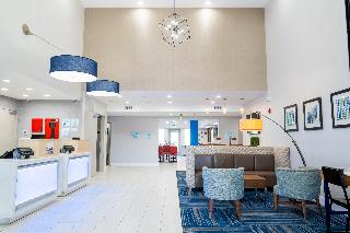 Holiday Inn Express Suites Lake Forest Irvine East