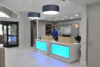 Holiday Inn Express Suites Lake Forest Irvine East