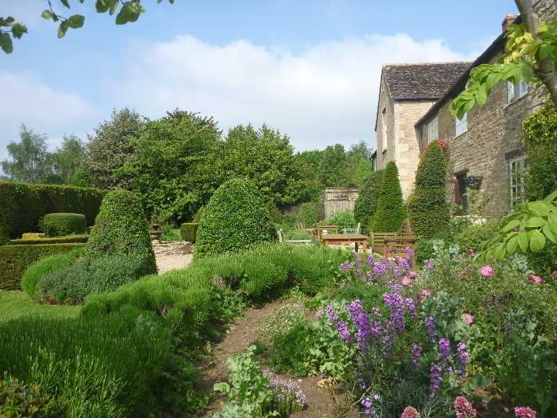 Barnsdale Lodge, Leicester
