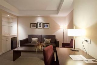 General view thumbnail 4