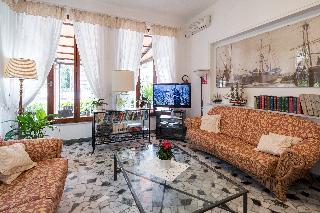 Hotel Astor Victoria, Lucca