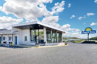 Days Inn by Wyndham Wrightstown