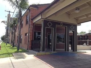 Econo Lodge Inn & Suites Laredo - Nuevo Laredo
