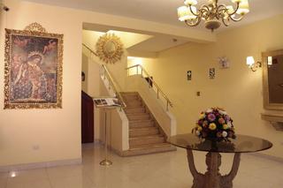 Manhattan Inn Airport Hotel