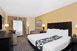 1 King Bed Deluxe Mobility/Hearing Impaired Accessible Room Non-Smoking