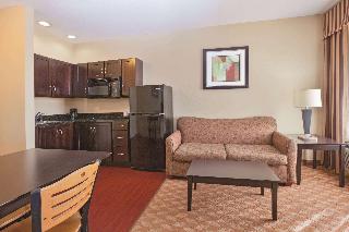 1 King Bed Suite Non-Smoking