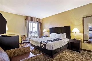 1 King Bed Suite Non-Smoking