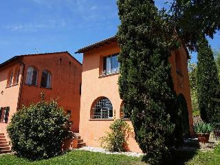 Poggio La Fioraia, Lucca
