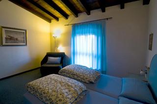 San Filis, Lake Garda