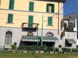 Hotel Sicilia, Milan