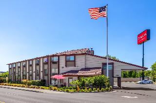 Ramada by Wyndham Medford Airport North