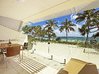 Fairshore Noosa Hotel