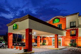 La Quinta Inn & Suites by Wyndham Mt. Laurel - Ph