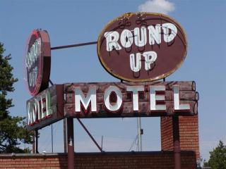Dude/Roundup Motel