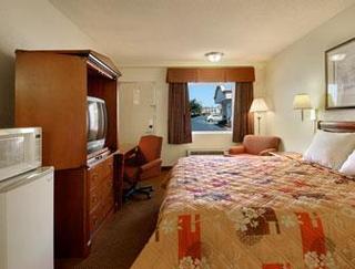 Room thumbnail 3