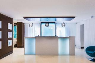 The Fort Garry Hotel Spa & Conference Centre